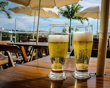 Hotel Portal Das Aguas Жагуариуна Экстерьер фото
